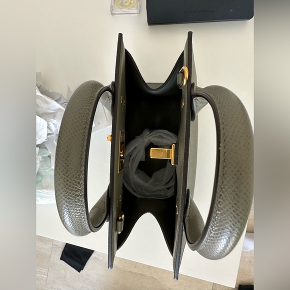 Salvatore Ferragamo Studio Box bag NEW - Picture 6 of 16